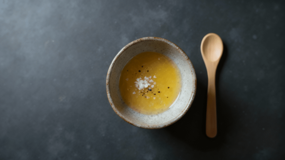 prepare-the-dressing-for-smoked-salmon-breakfast-bowl-with-jammy-egg.png