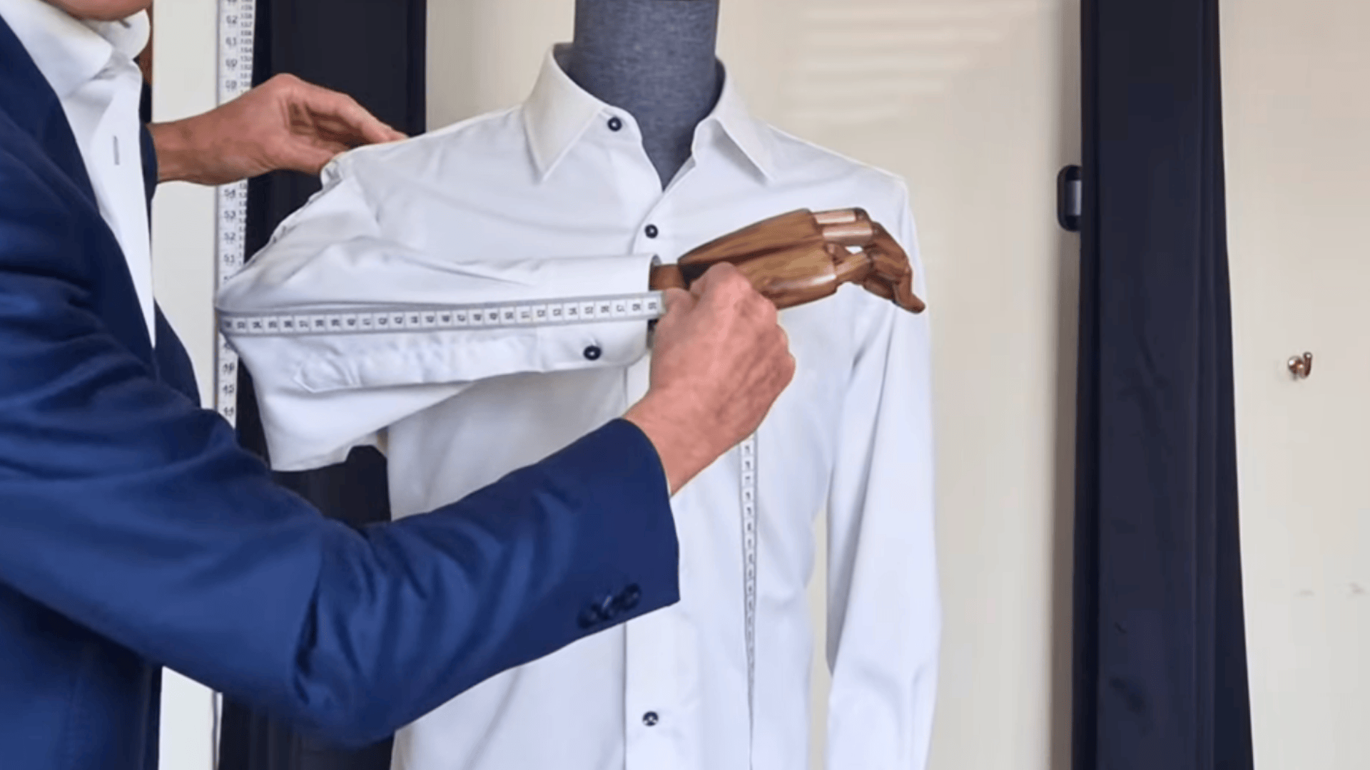 sleeve-length-with-bent-arm