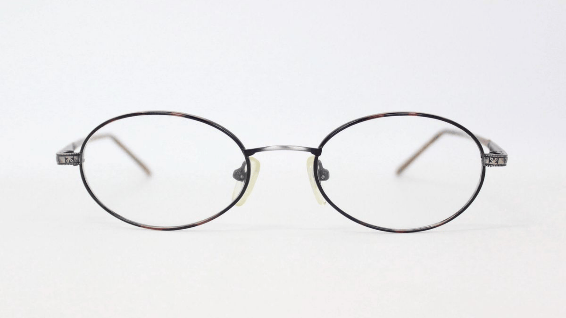 oval frame glasses