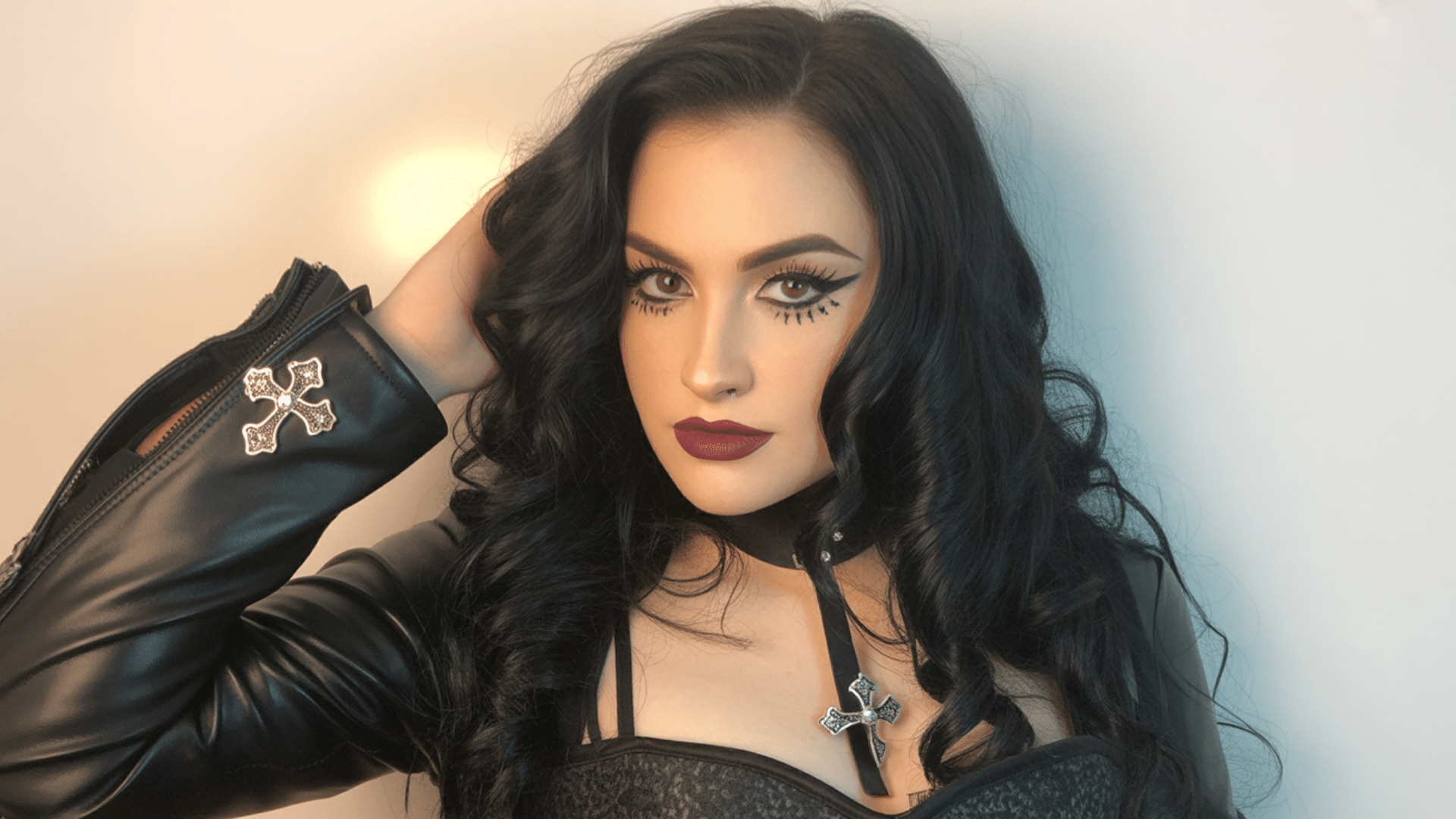 Romantic Gothic Waves