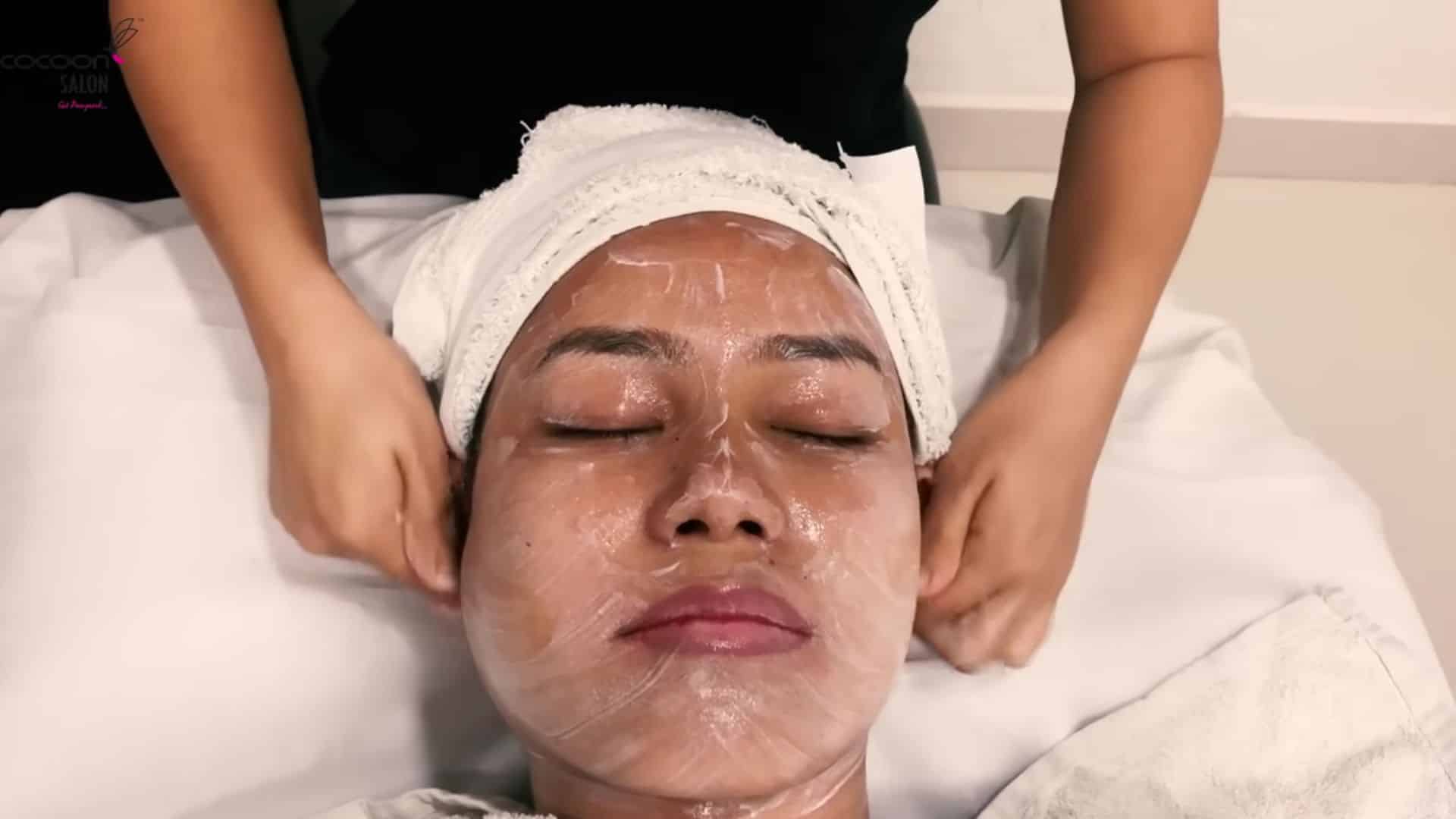 apply massage cream and gently massage the face to stimulate circulation, relax muscles, and promote collagen production. (1)