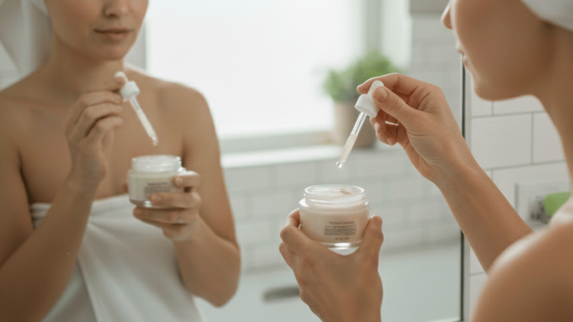 apply-self-tanner-to-the-face-using-drops (1)