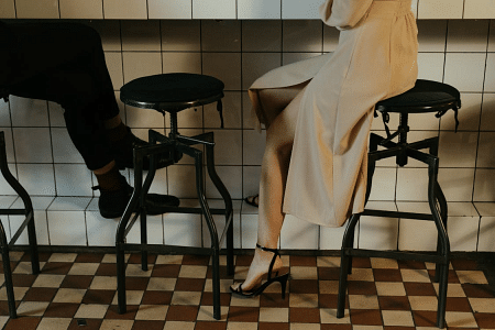 Bar stools vs counter stools: learn the right height, spacing, styles, and materials to pick the perfect seats for your kitchen.