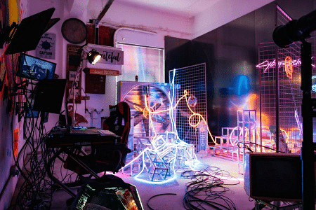 How to Choose the Right Neon Sign for Your Space