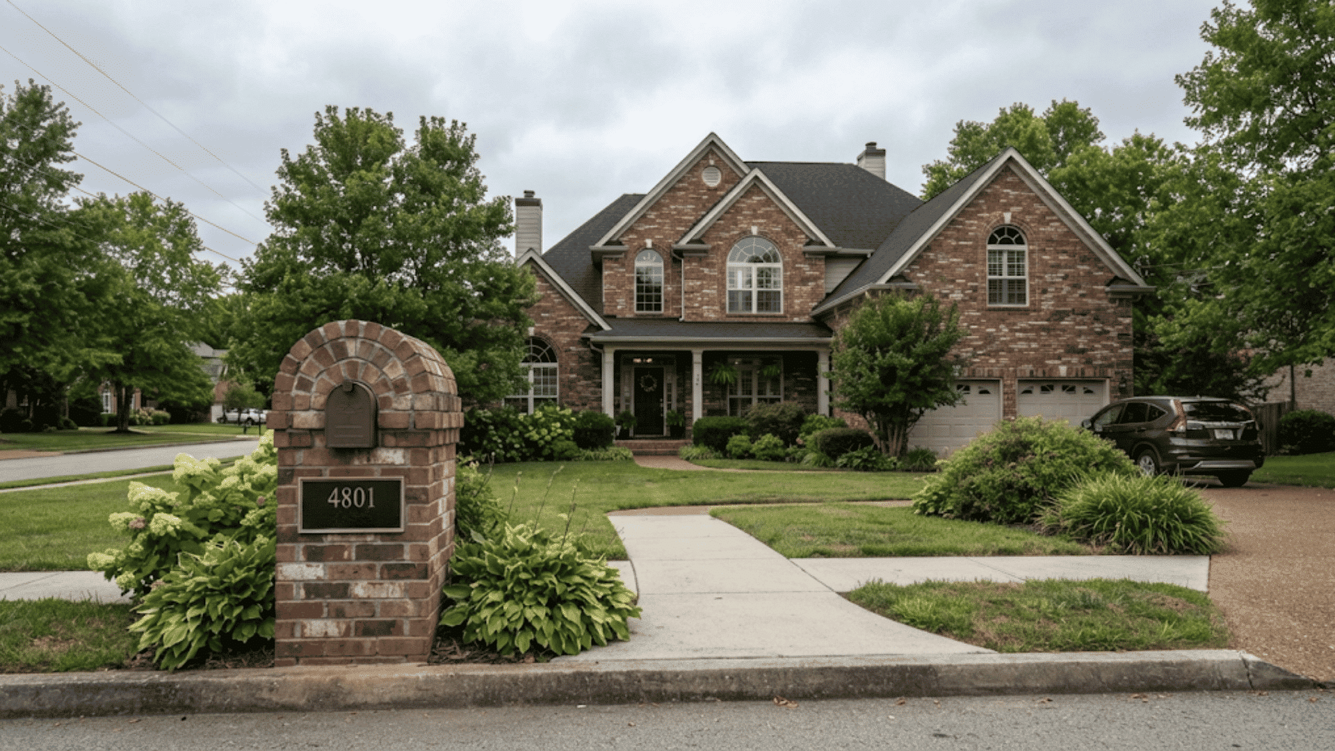 arched-brick-mailbox